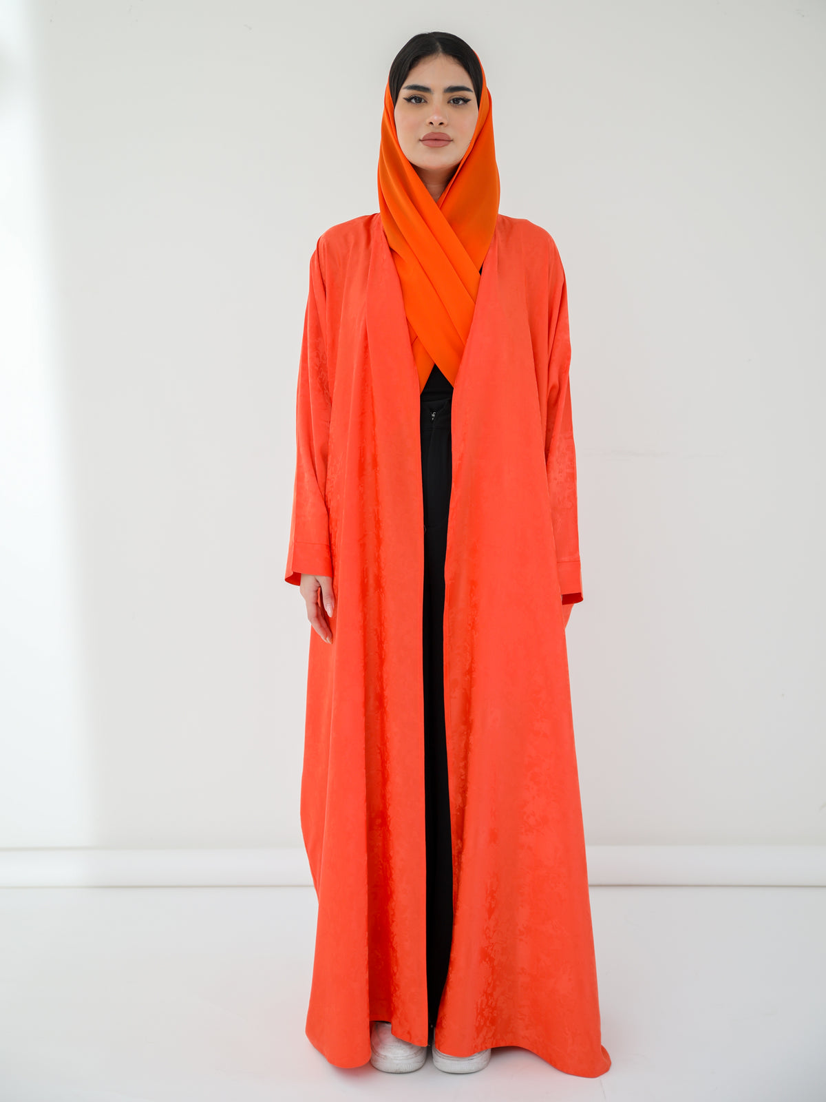 AMBER ABAYA