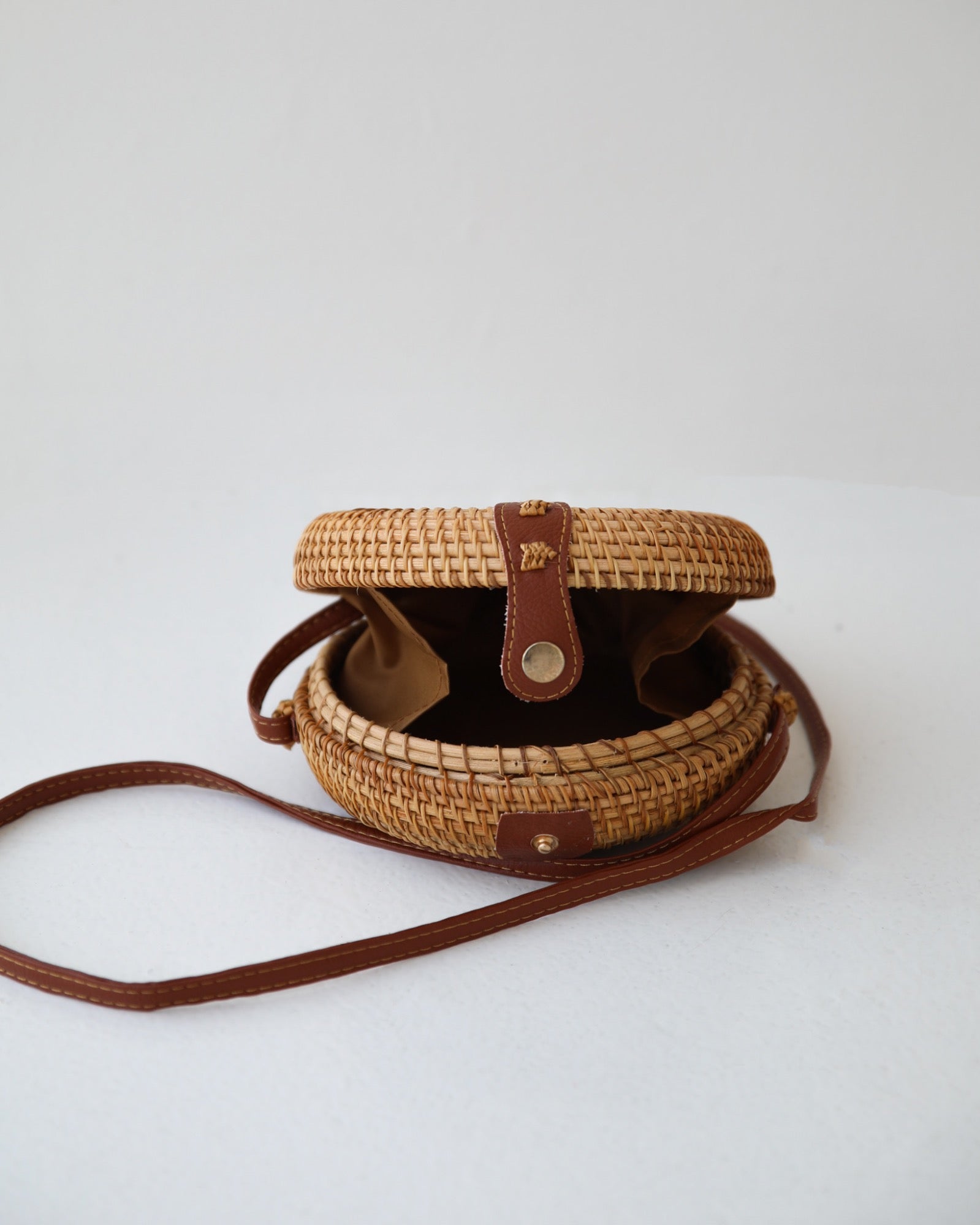 Round Rattan Bags